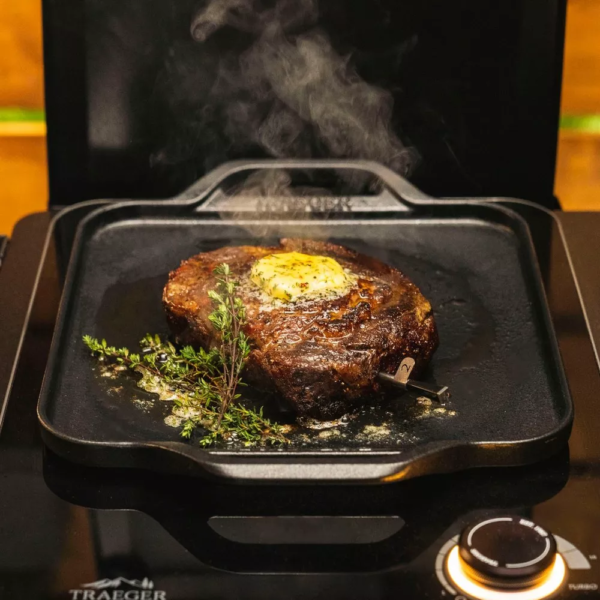 Traeger Induction Cast Iron Skillet Lifestlye 2.png