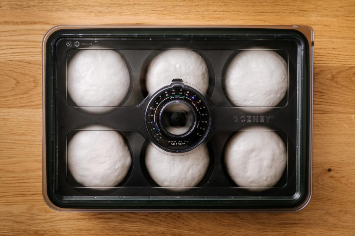 Gozney_Dough_Tray_Lifestyle-Medium1.jpg Gozney dough tray lifestyle medium1.jpg